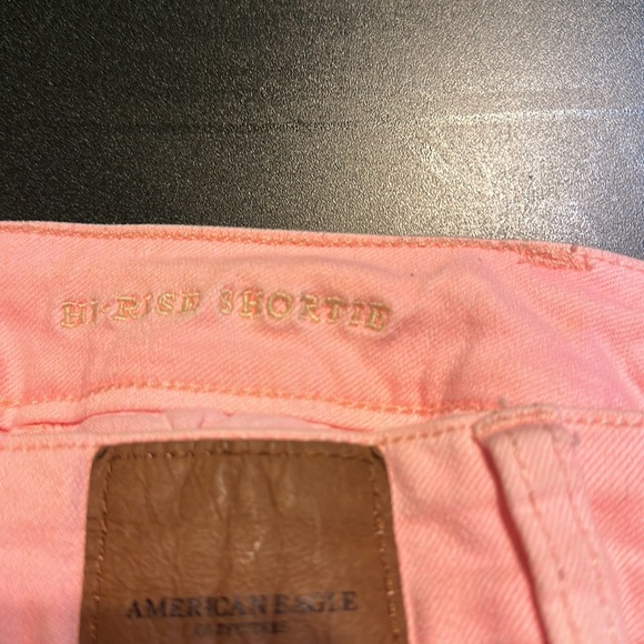 American eagle high-rise Shorty shorts. - Picture 4 of 5